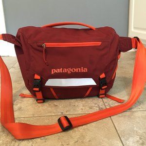 PATAGONIA messenger bag